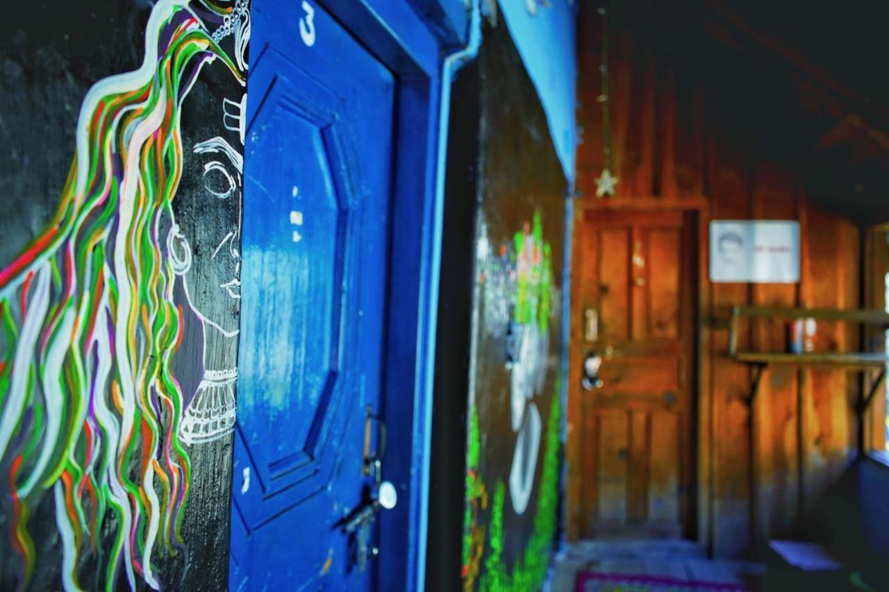 Memoir Homestay Kasol Eksteriør billede
