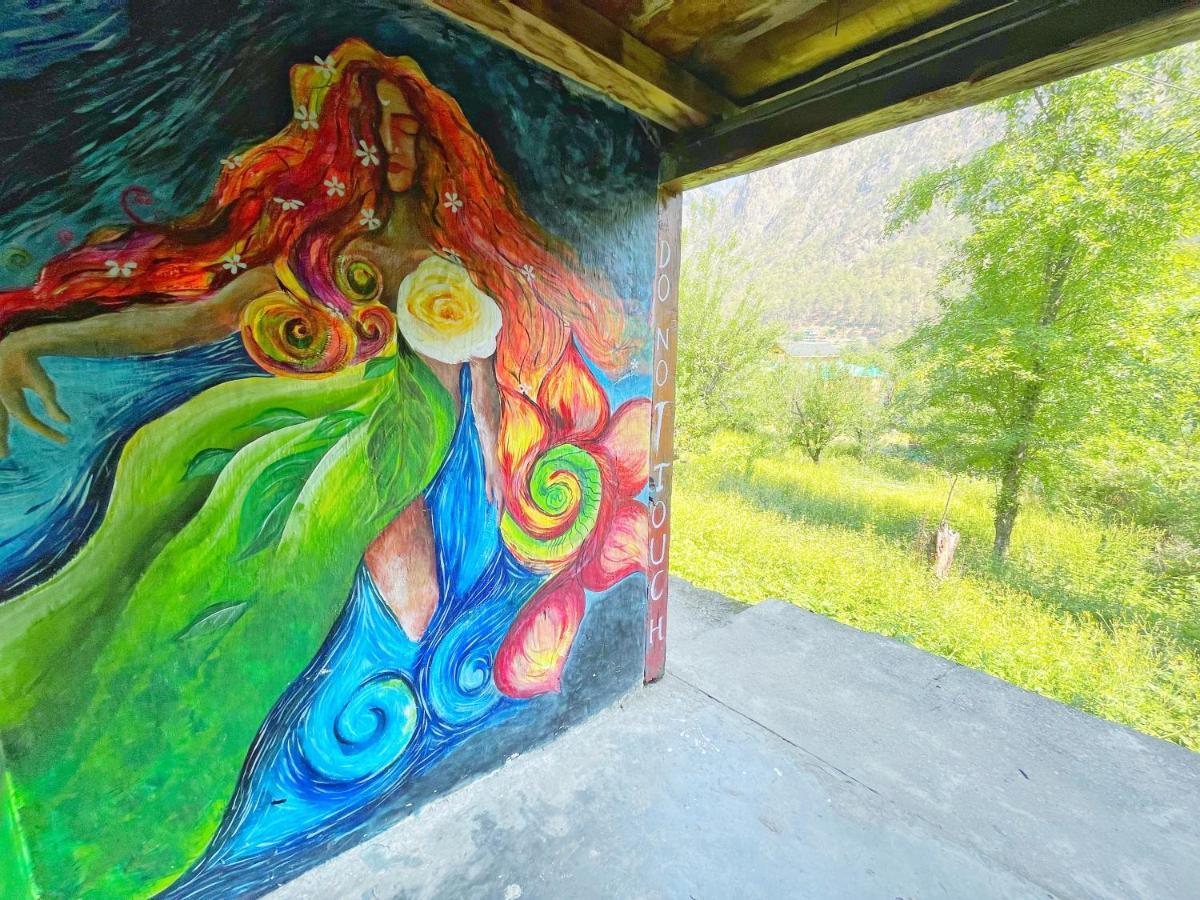 Memoir Homestay Kasol Eksteriør billede