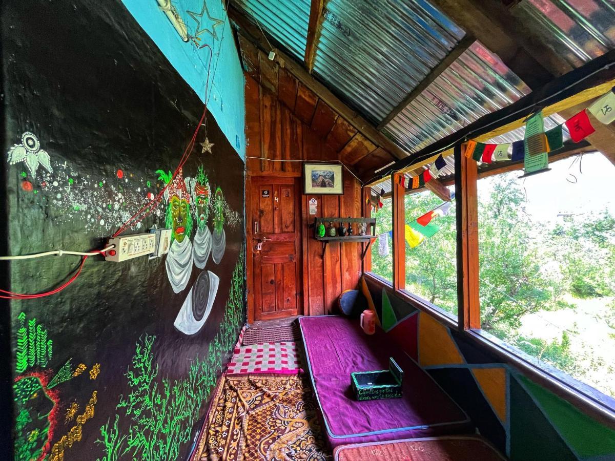Memoir Homestay Kasol Eksteriør billede