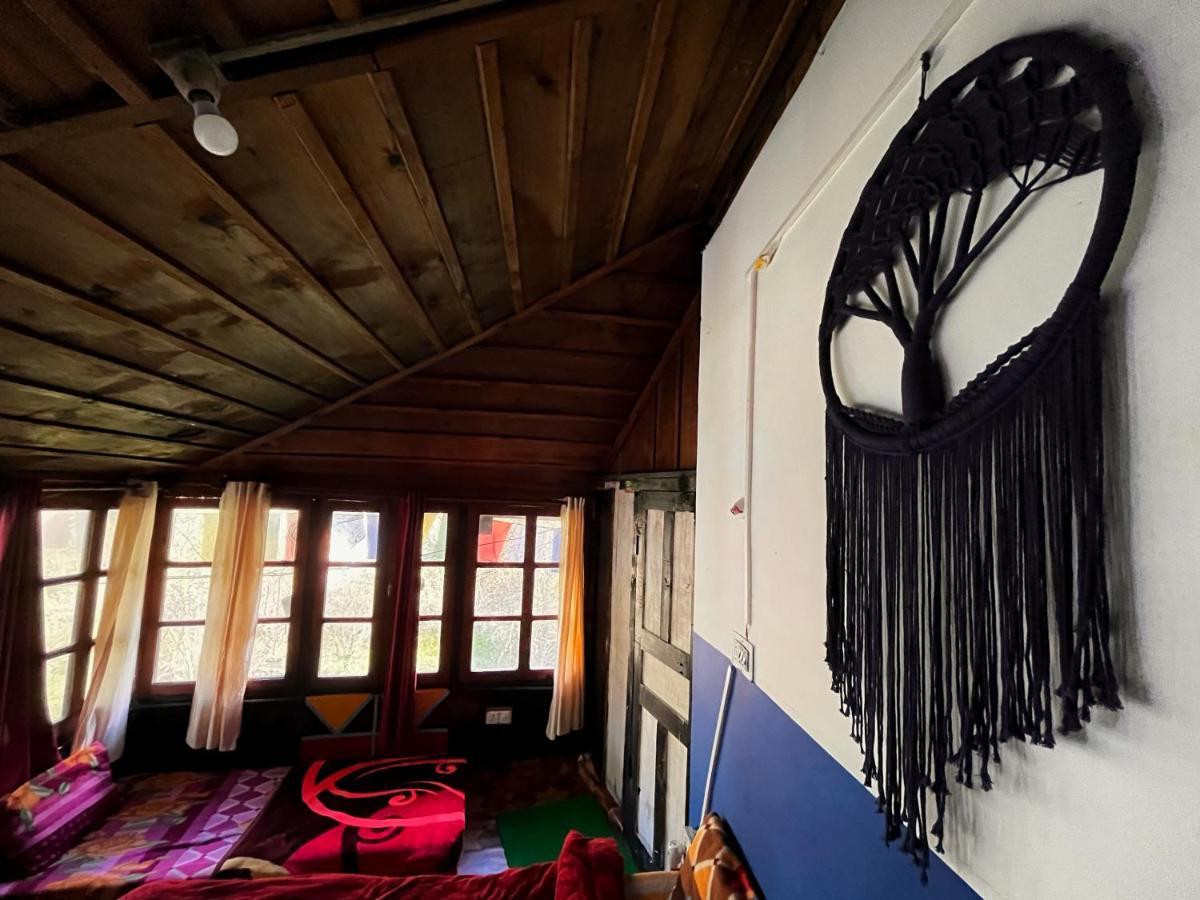 Memoir Homestay Kasol Eksteriør billede