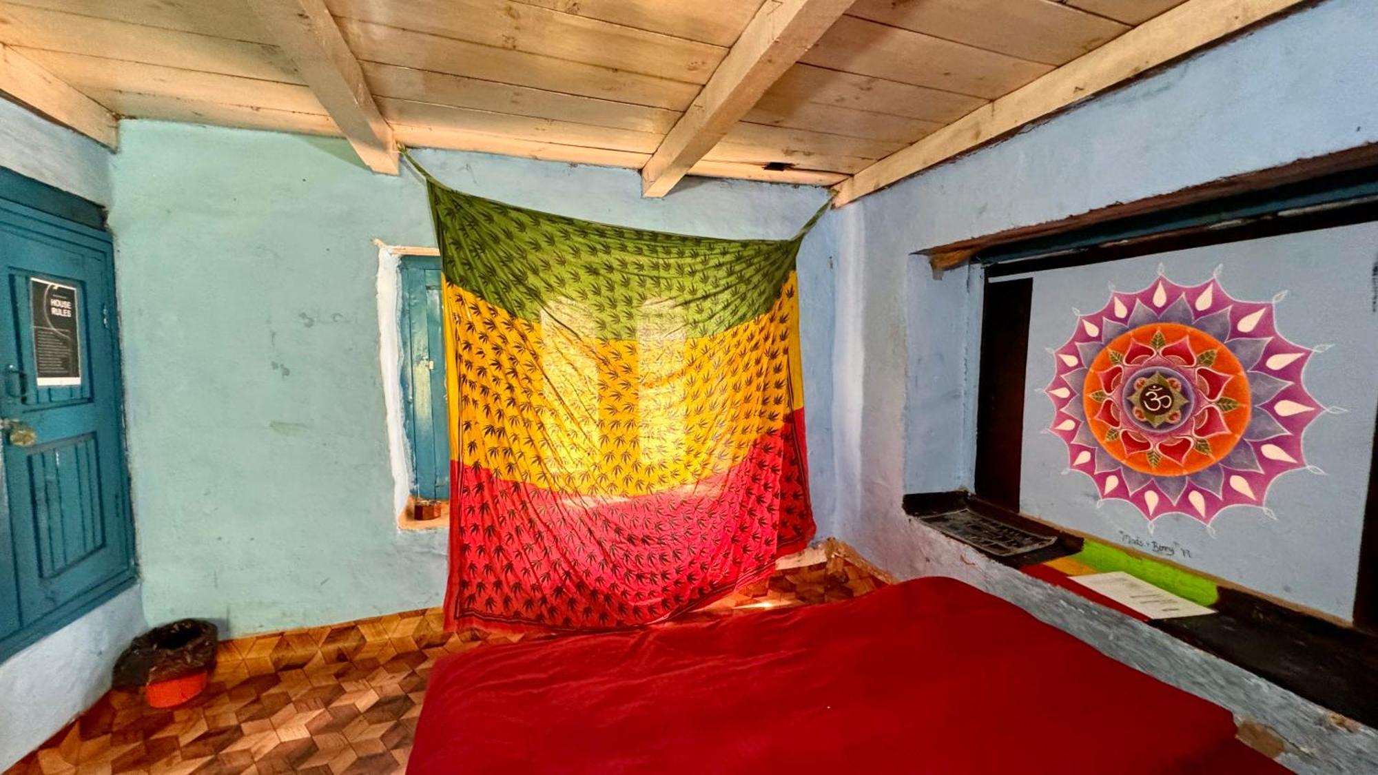 Memoir Homestay Kasol Eksteriør billede